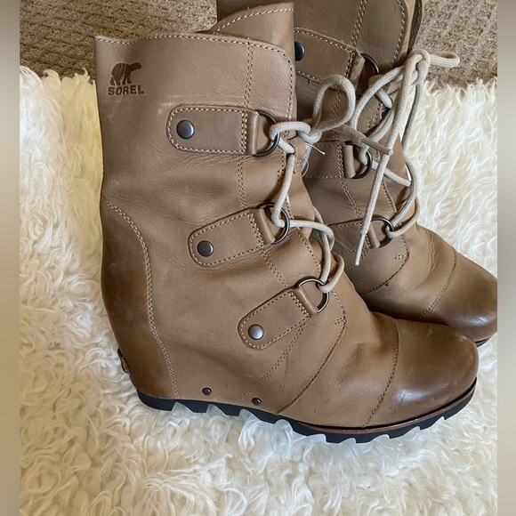 Sorel Joan of Artic Tan 9.5 - Picture 3 of 8